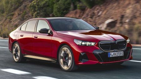 bmw-i5-m60-xdrive-2023