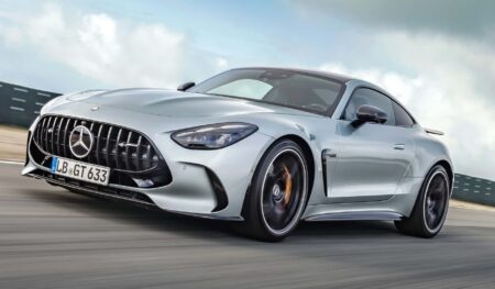 مرسدس بنز AMG GT