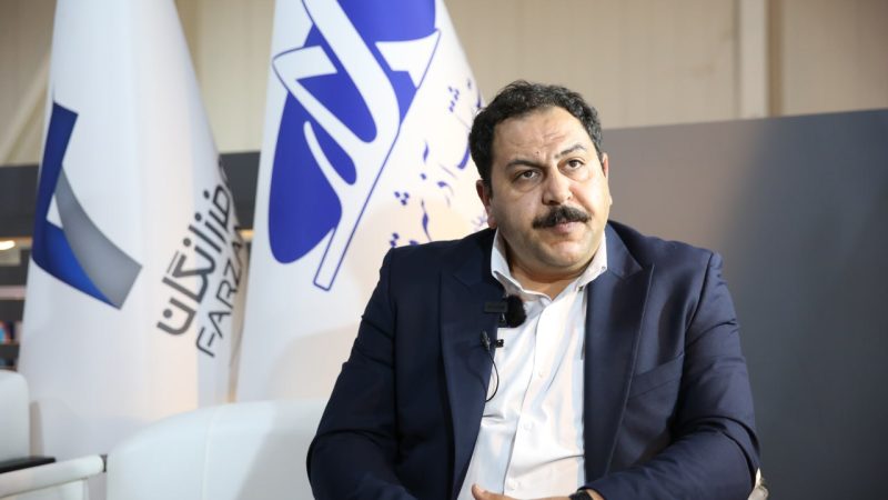 فرهاد فرهناک