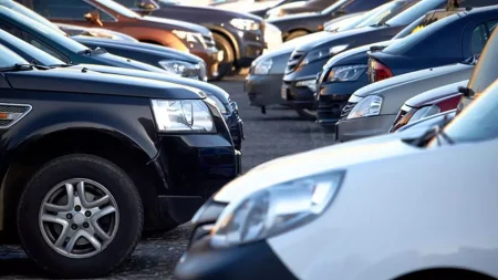 متقاضیان خودروهای وارداتی