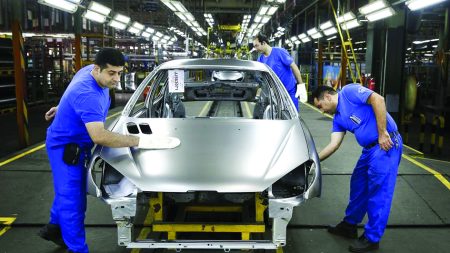 خودروسازان