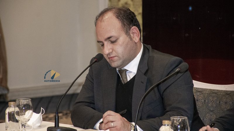 بابک صدرایی