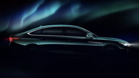 آریزو 8 فونیکس