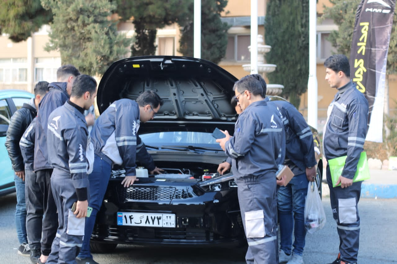 امدادگران کرمان موتور