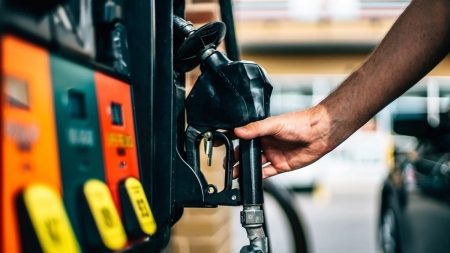 واردات بنزین