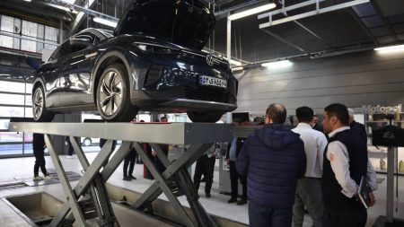 ماموت خودرو