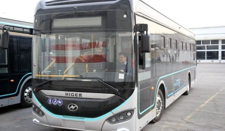 اتوبوس برقی