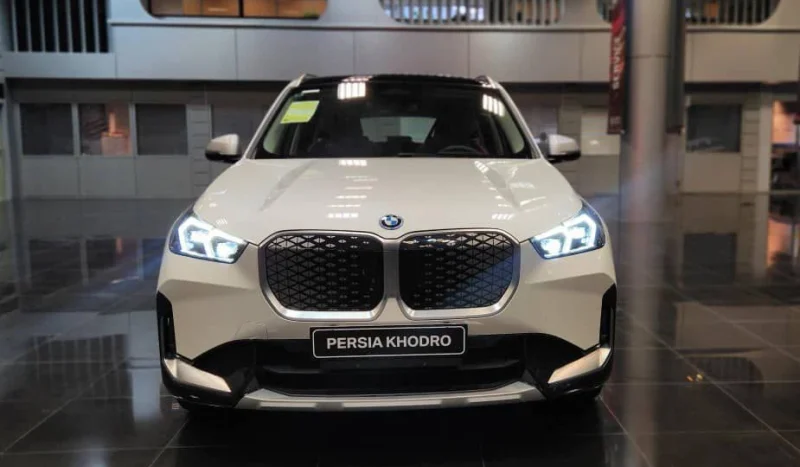 BMW iX1 eDrive 25L