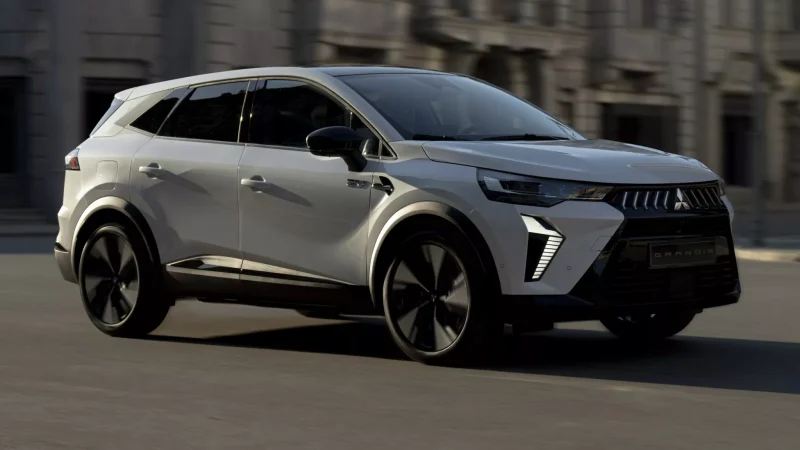 میتسوبیشی گراندیس