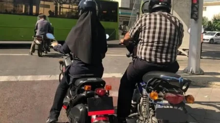 موتورسواری زنان