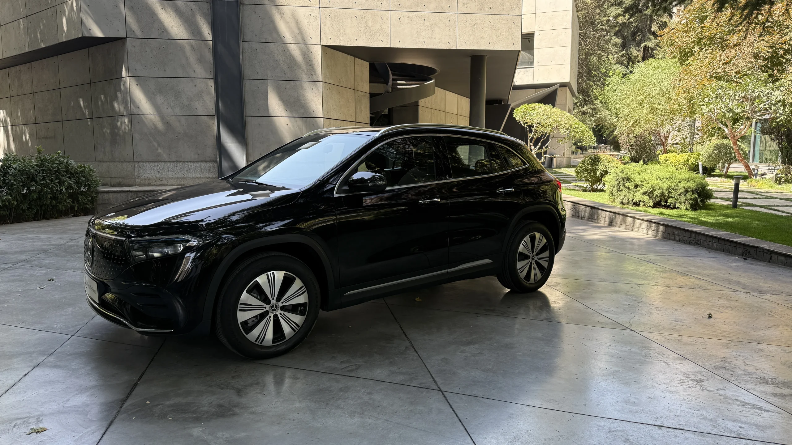 مرسدس بنز EQA 260