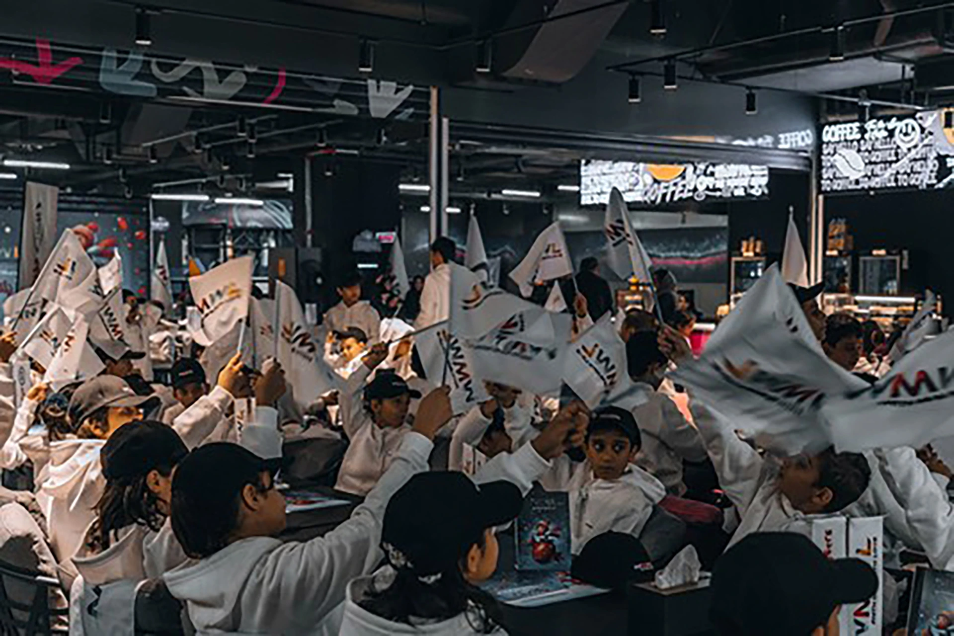 ادامه مسیر مسئولیت اجتماعی امویام در شب یلدا