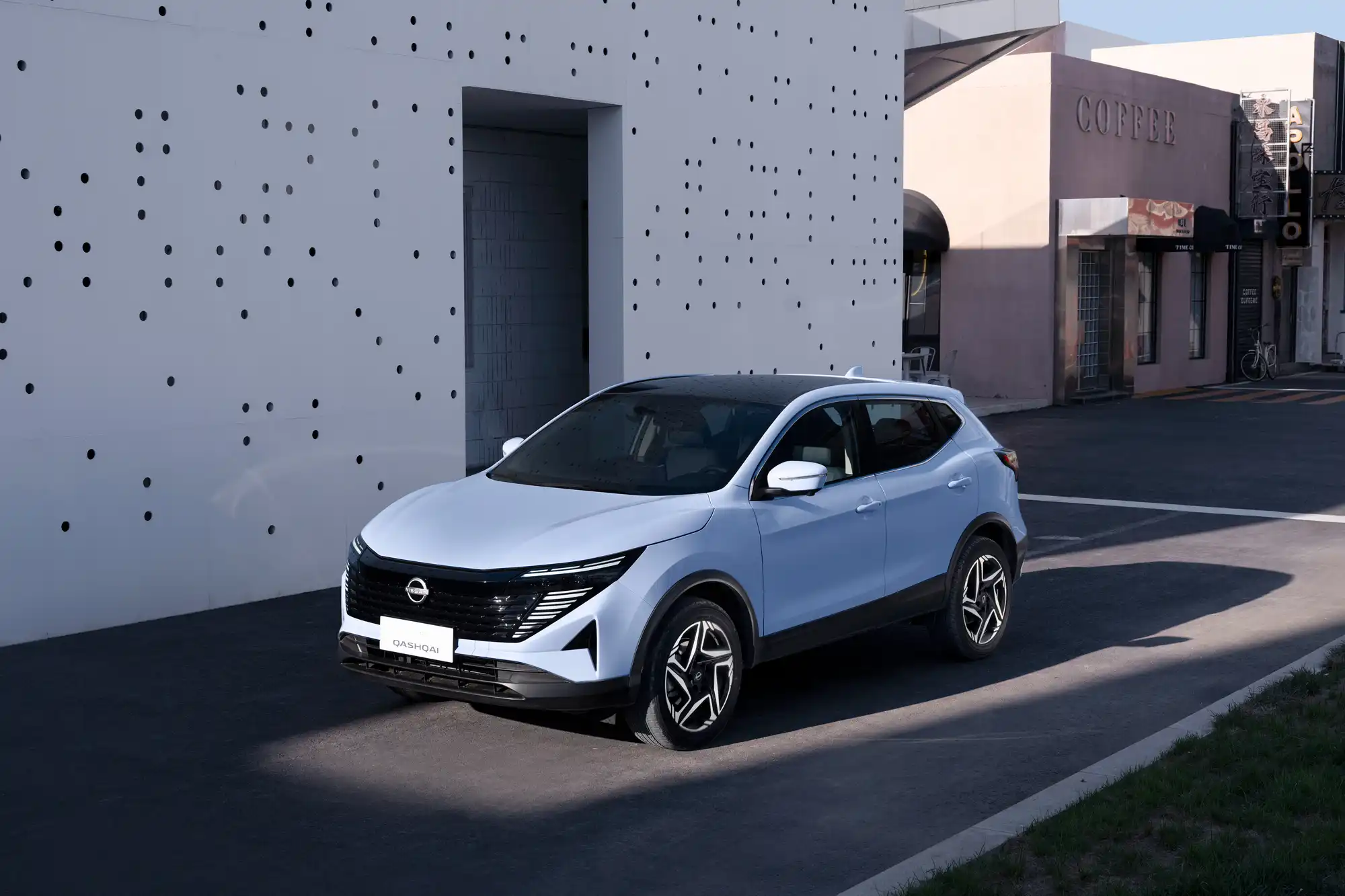 نیسان قشقایی آنر